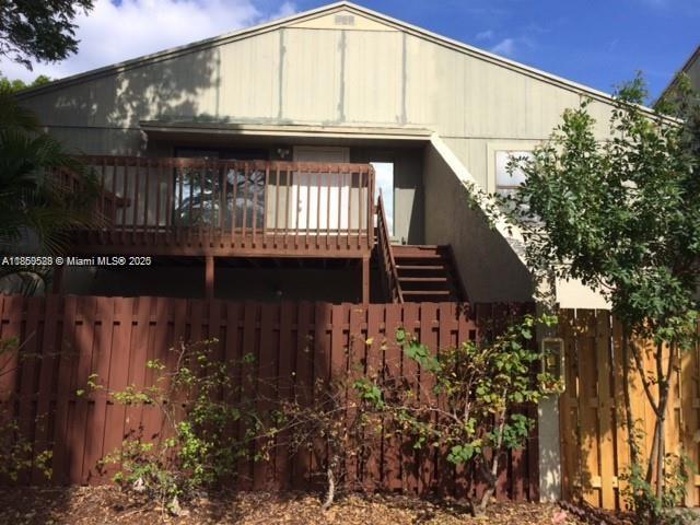 Beautiful 2 Bed/2 bath townhouse/condo style unit. Features very spacious floor plan layout, ceramic floors, private fenced patio and deck. Community offers very nice amenities including pool, tennis courts and playground. Great location and close to everything. Minutes from Boynton Beach mall and the beach. One assigned parking and plenty of guest parking. Vacant and very easy to show. Use showing time to schedule. Pet deposit $300 non refundable. Please send offer with complete credit report and score, proof of income and copy of DL. Minimum score credit 650.
All information is deemed accurate but subject to errors and omissions.