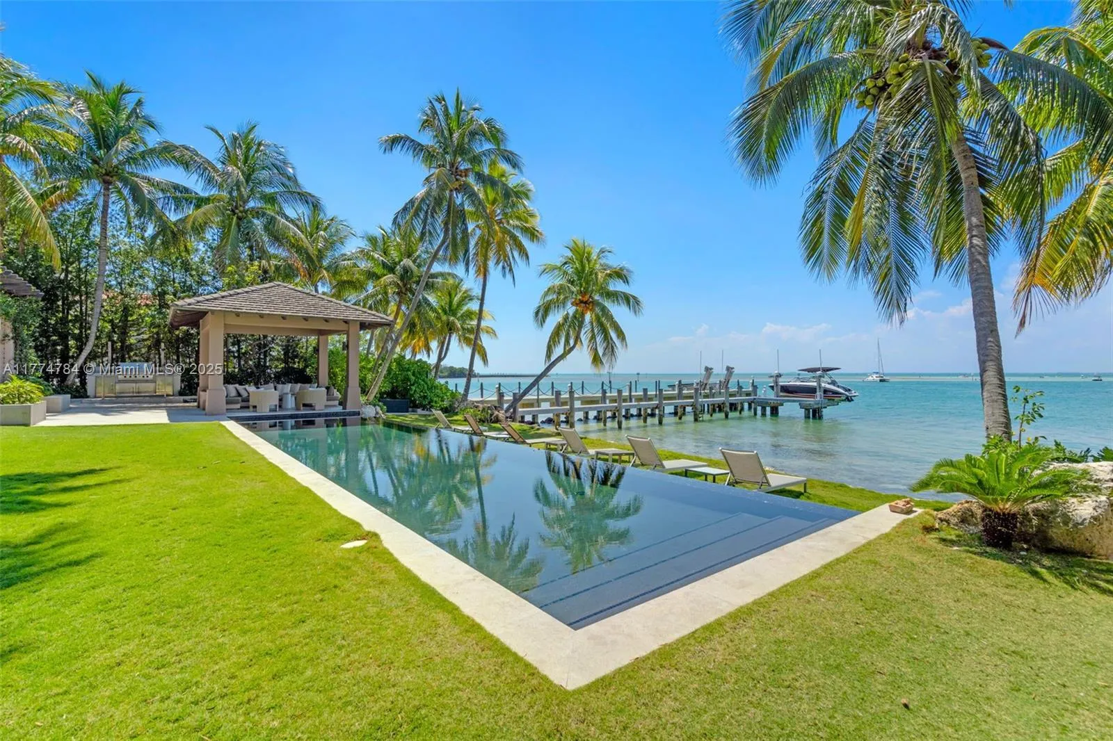 Key Biscayne, Florida 33149, United States, 8 Bedrooms Bedrooms, ,10 BathroomsBathrooms,Residential,Active,99485