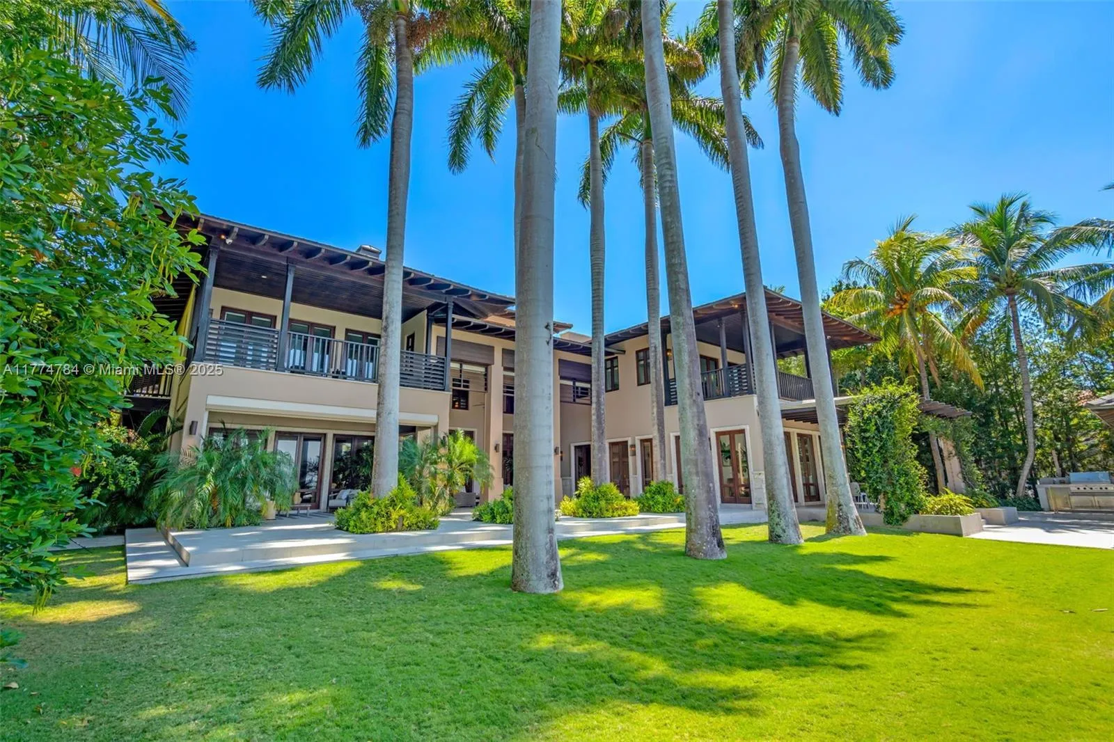 Key Biscayne, Florida 33149, United States, 8 Bedrooms Bedrooms, ,10 BathroomsBathrooms,Residential,Active,99485