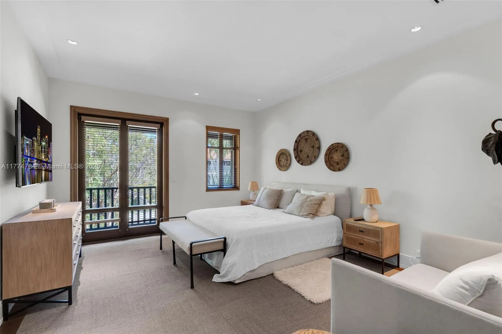 Key Biscayne, Florida 33149, United States, 8 Bedrooms Bedrooms, ,10 BathroomsBathrooms,Residential,Active,99485