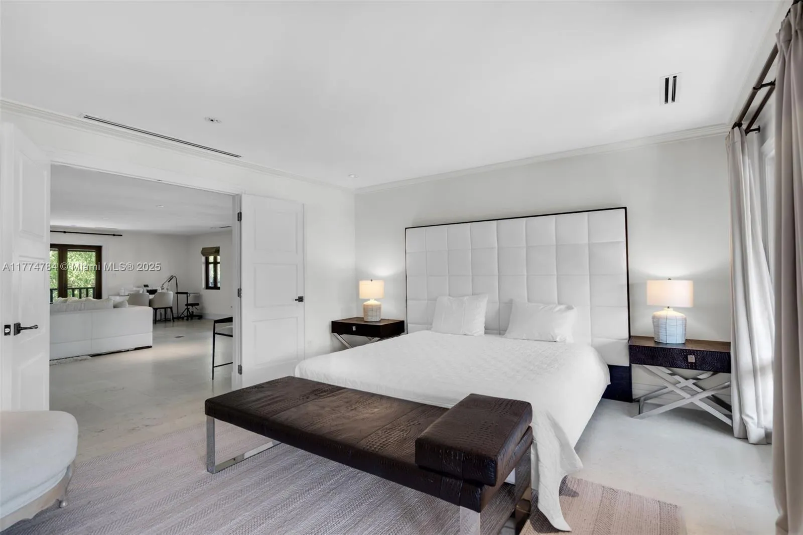 Key Biscayne, Florida 33149, United States, 8 Bedrooms Bedrooms, ,10 BathroomsBathrooms,Residential,Active,99485