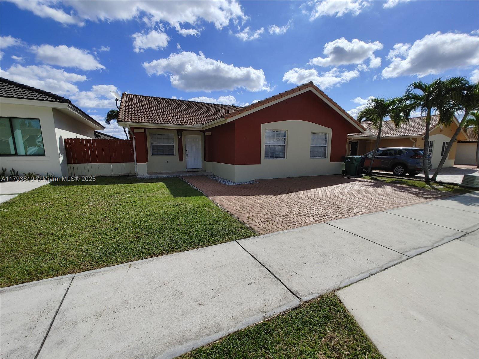 1137 NW 128th Pl 0