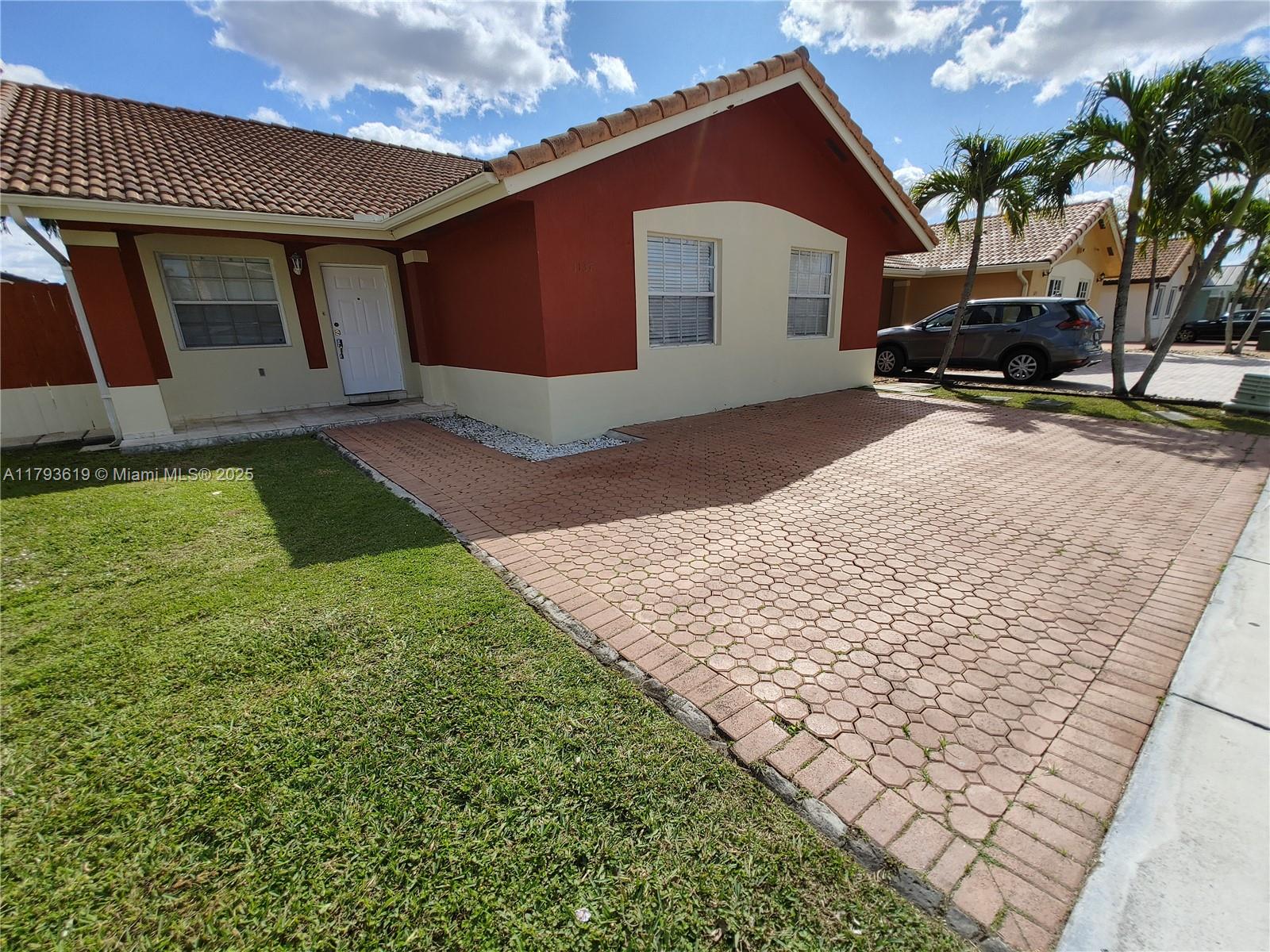 1137 NW 128th Pl 0