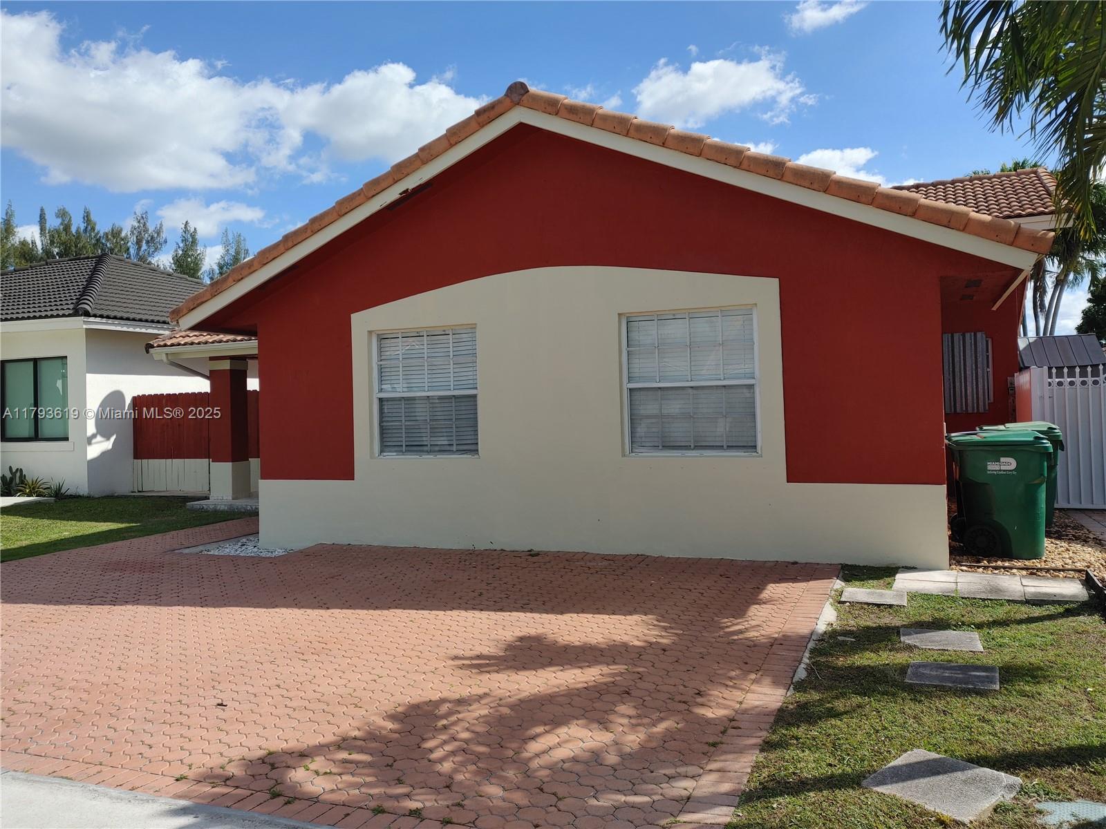 1137 NW 128th Pl 0