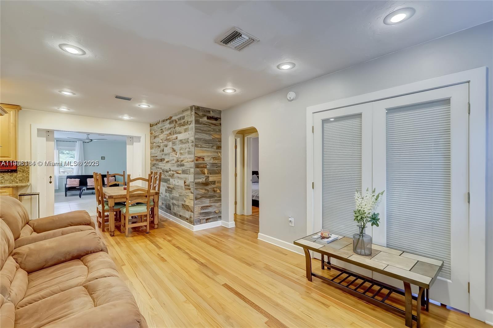 CLEVELAND TERRACE - Residential Lease