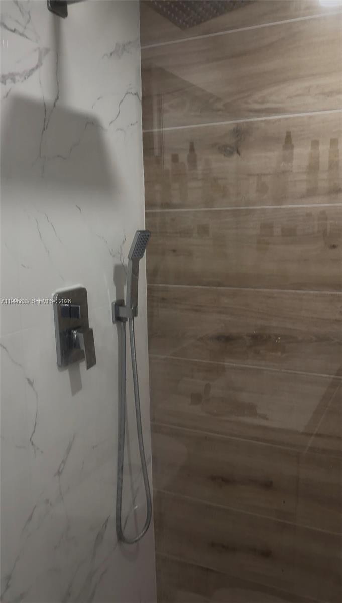 HARBOUR HOUSE - Residential Lease