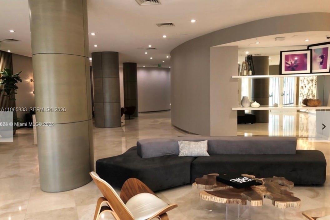 HARBOUR HOUSE - Residential Lease