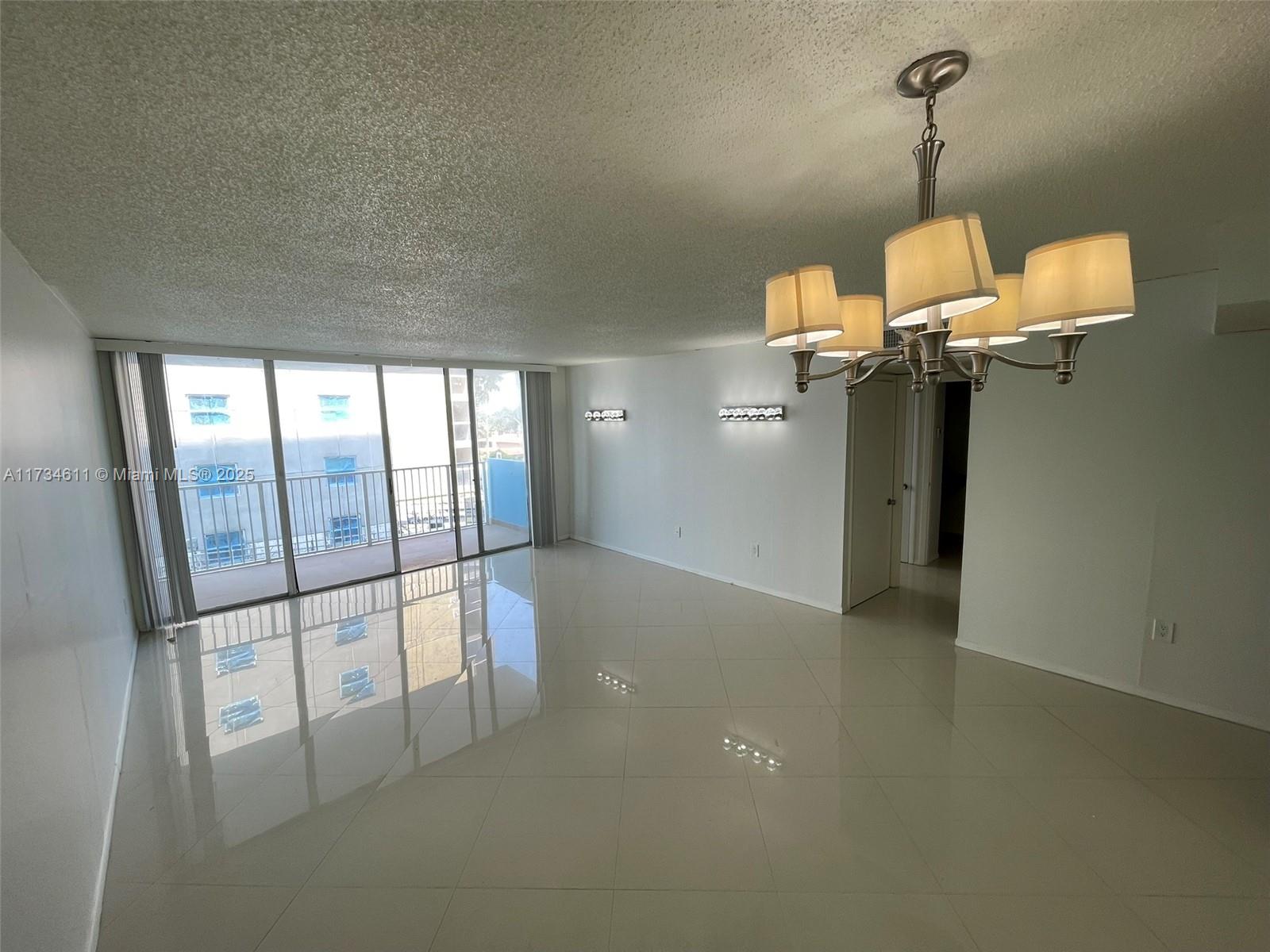5838 Collins Ave 3D