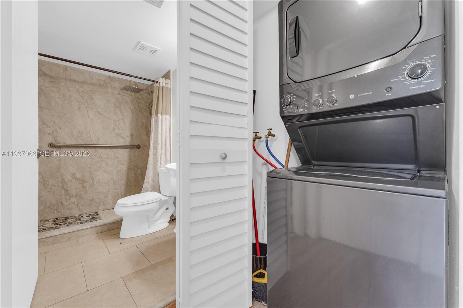 MISTY LAKE CONDO - Residential