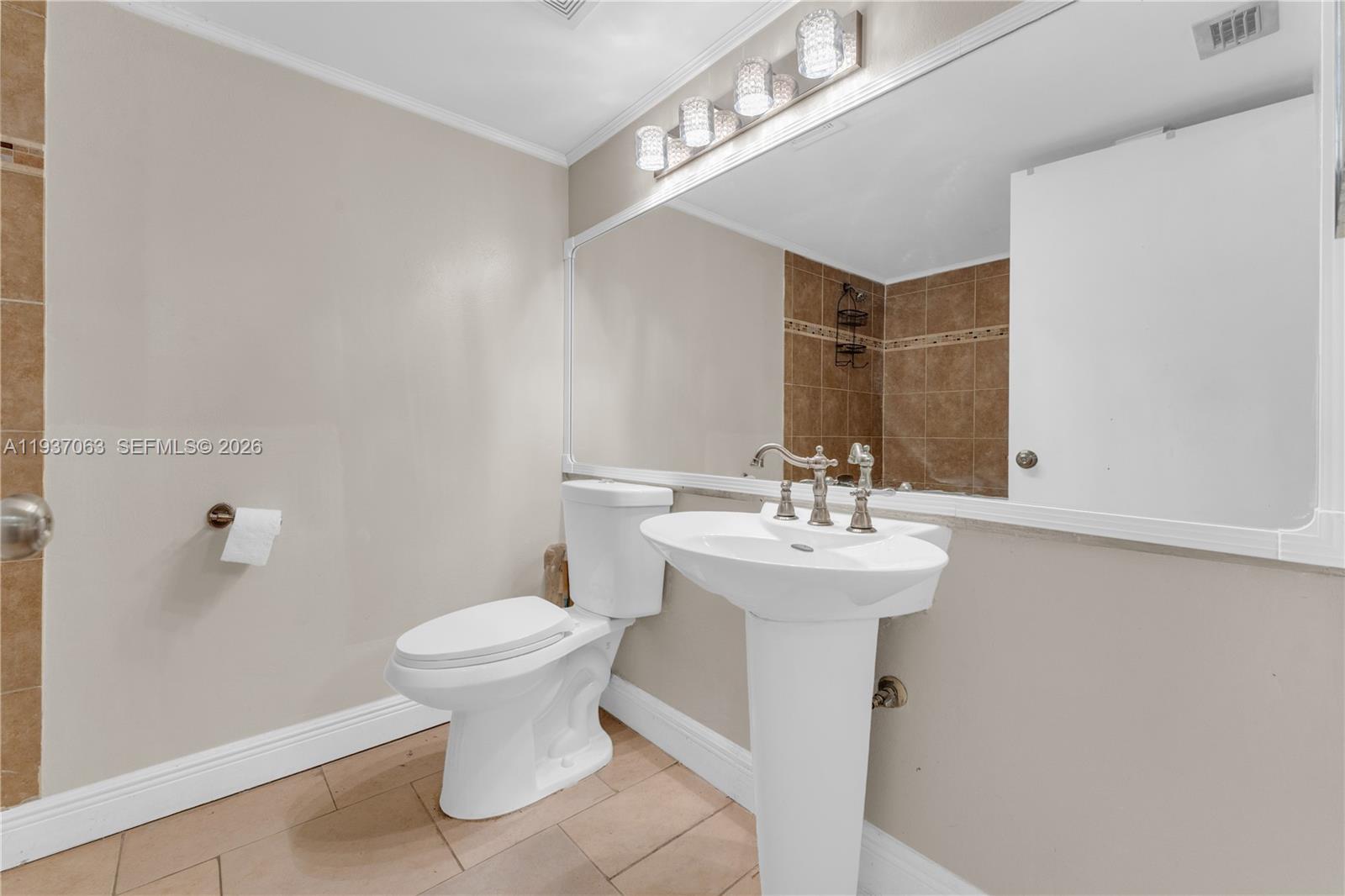 MISTY LAKE CONDO - Residential