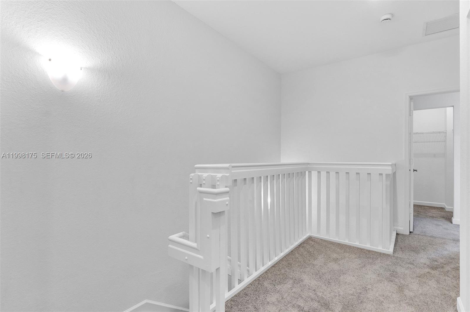 WINDSOR SQUARE - Residential Lease