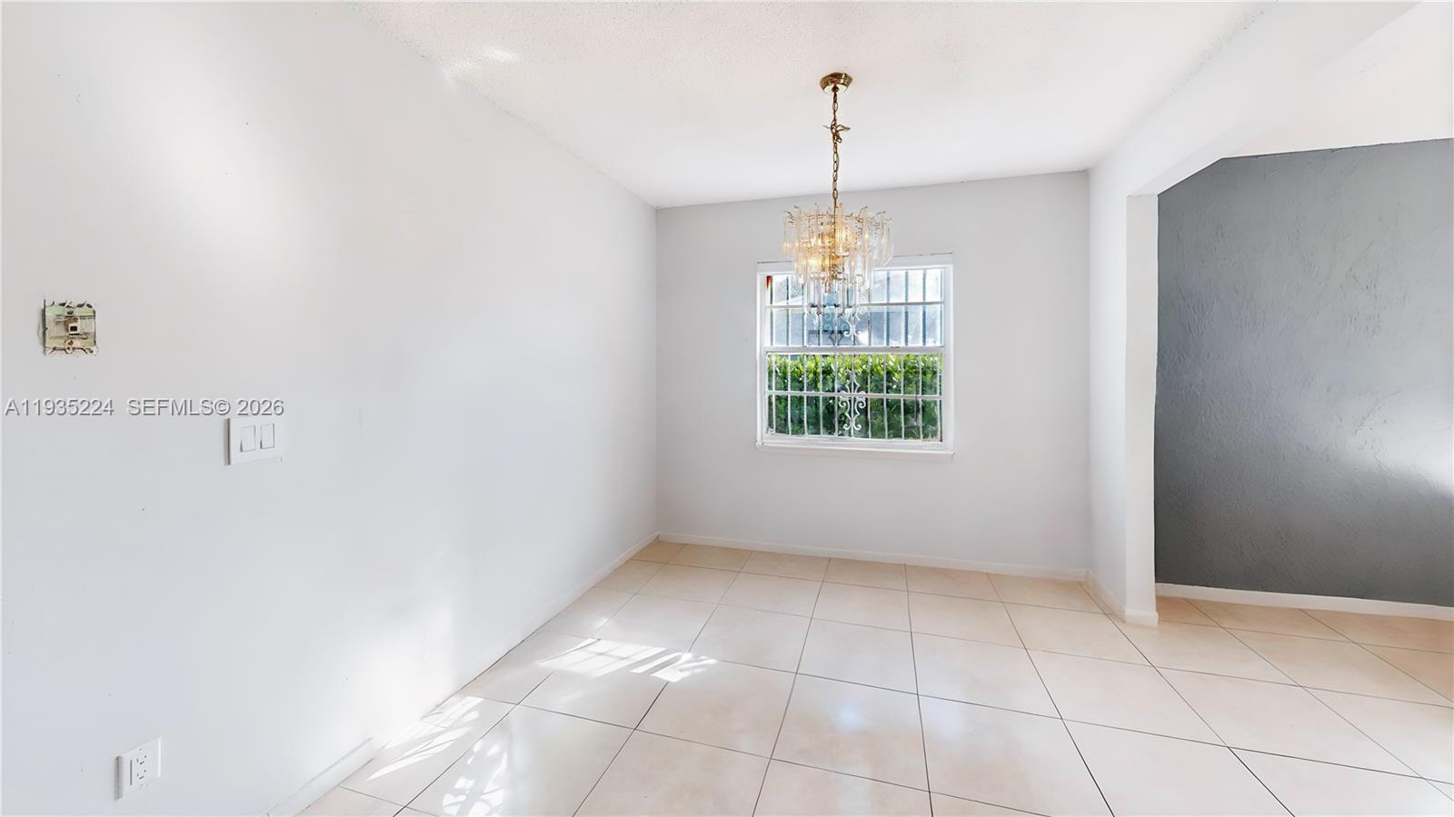 FRIEDLAND MANOR - Residential