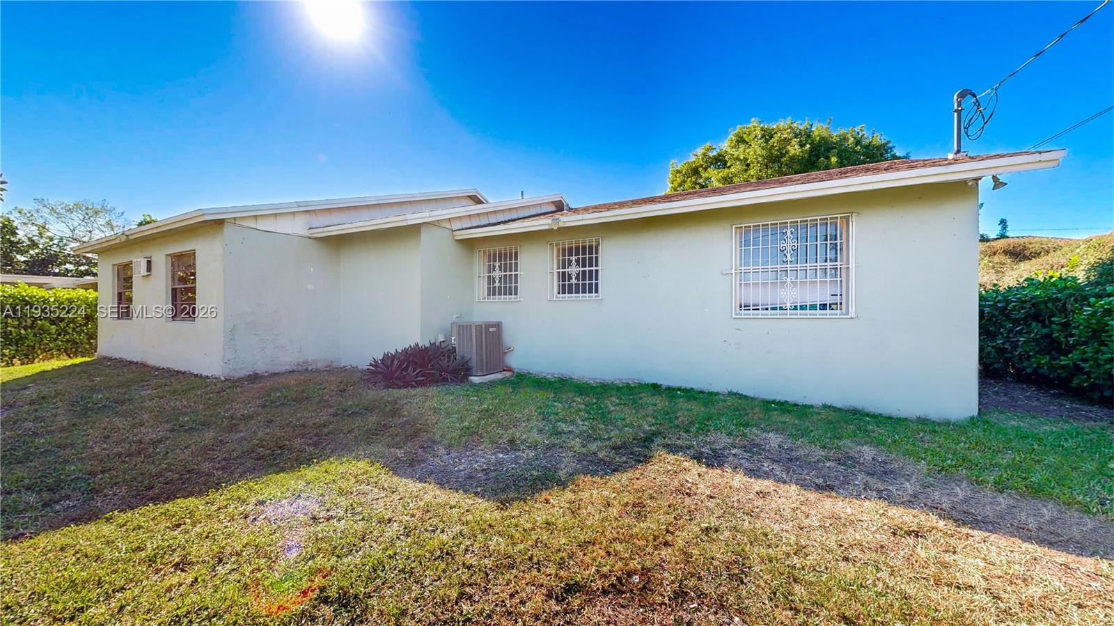 FRIEDLAND MANOR - Residential