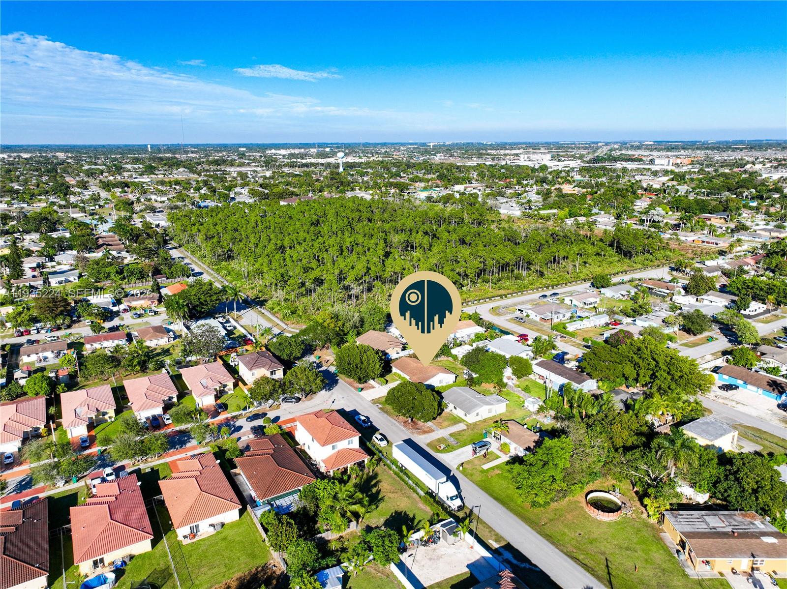 FRIEDLAND MANOR - Residential