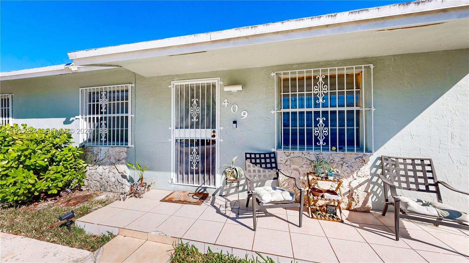 FRIEDLAND MANOR - Residential