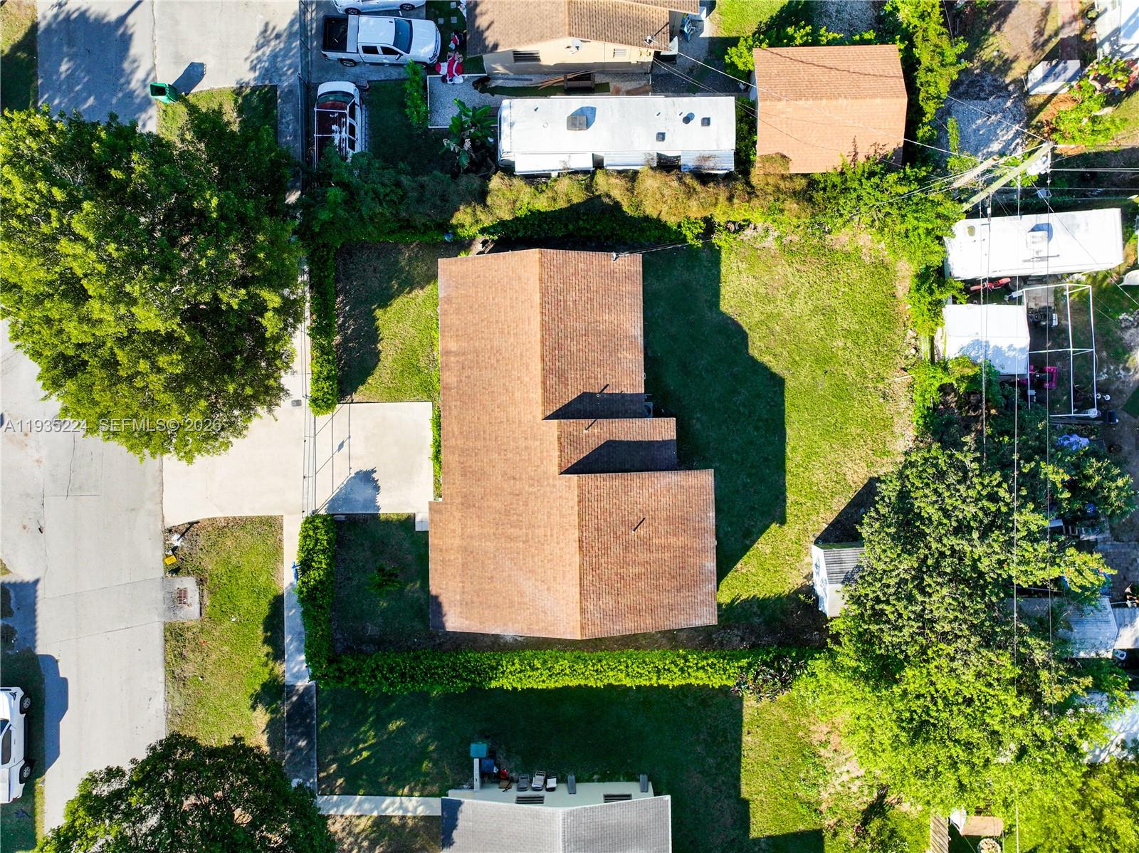 FRIEDLAND MANOR - Residential