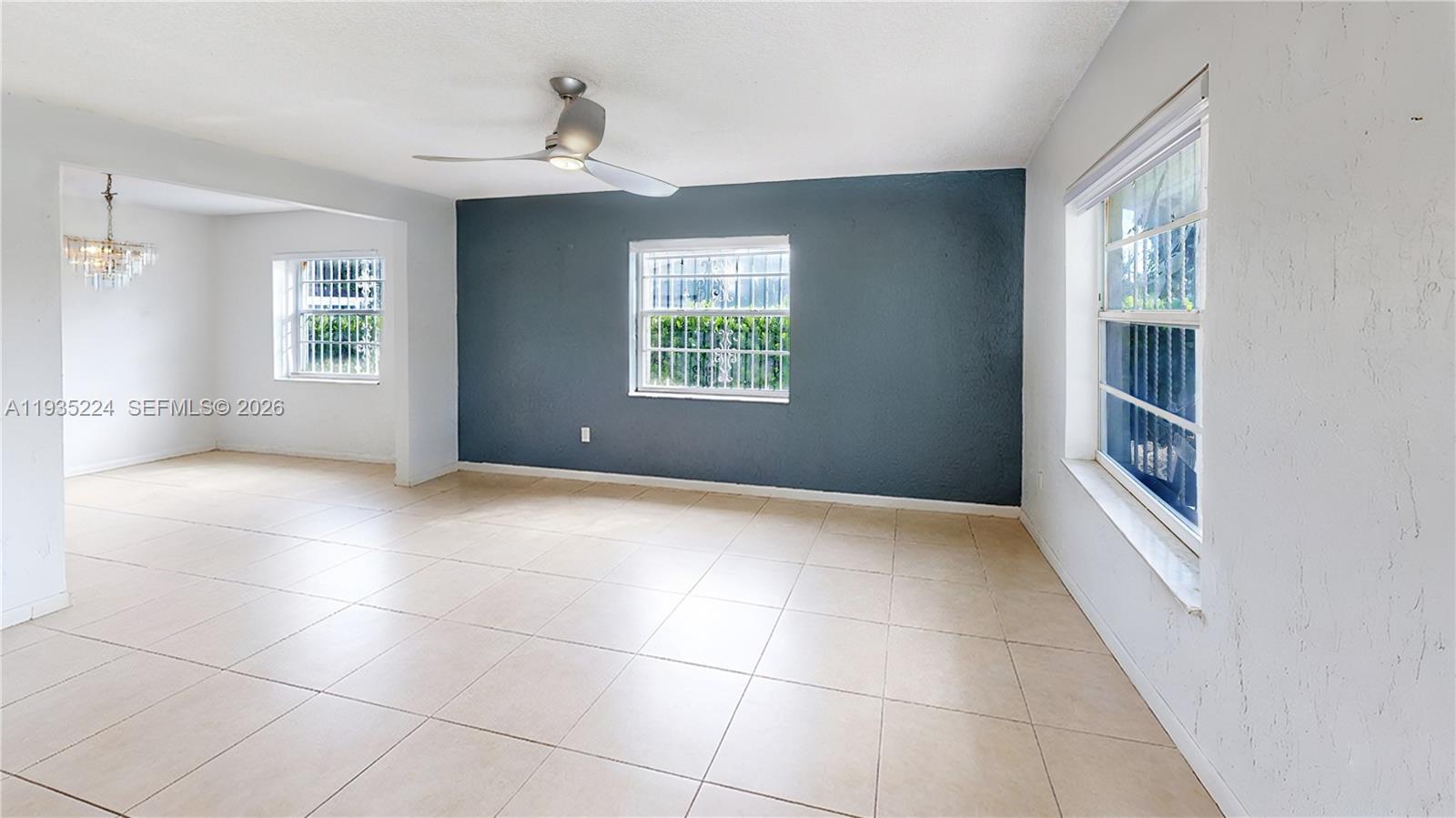 FRIEDLAND MANOR - Residential