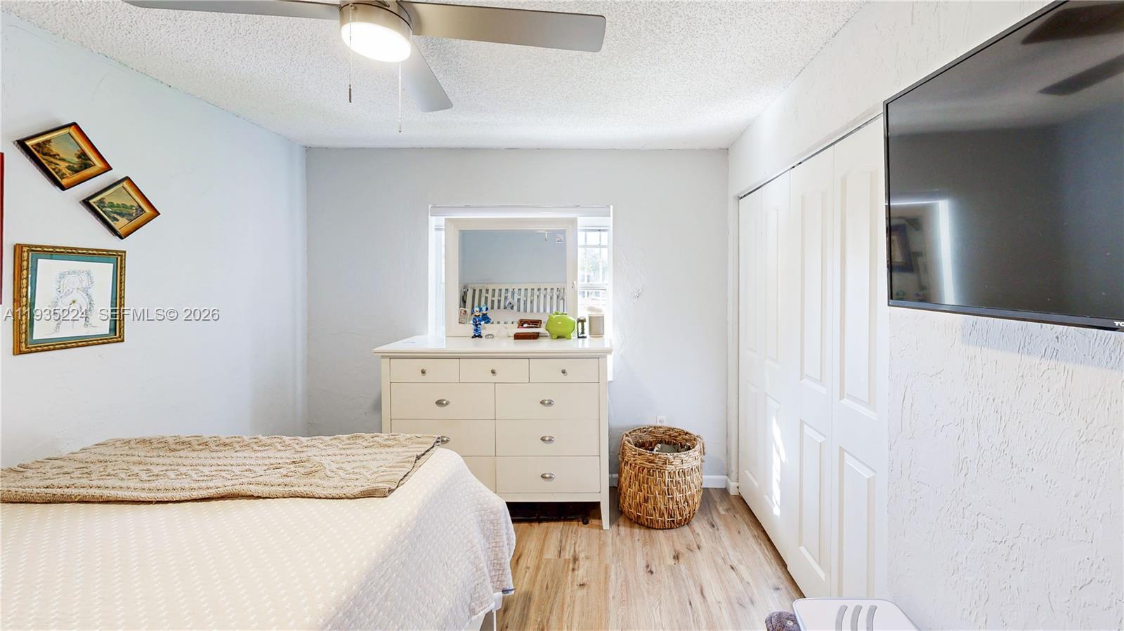 FRIEDLAND MANOR - Residential