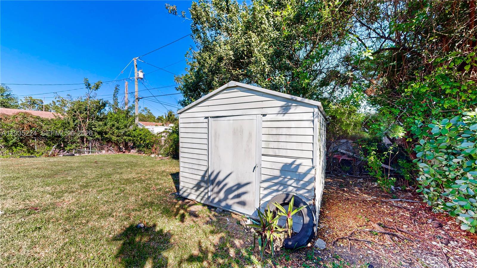 FRIEDLAND MANOR - Residential