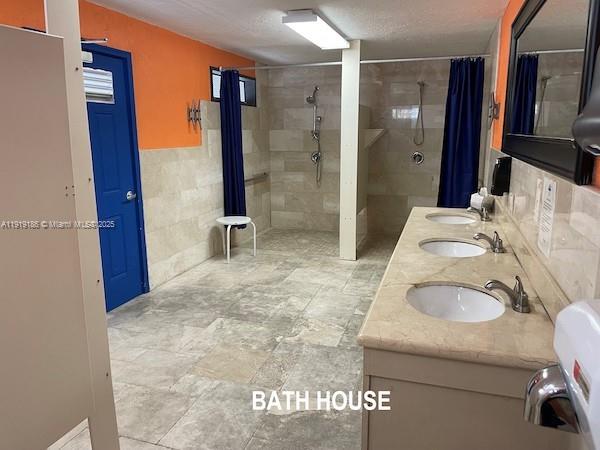 CALUSA CAMPGROUND - Residential