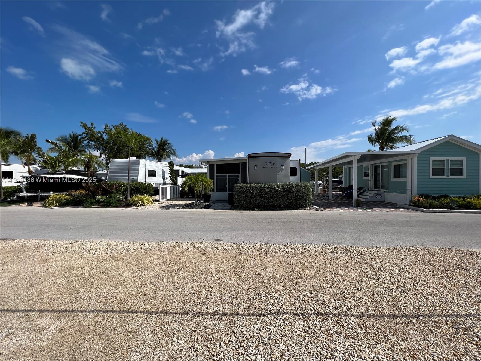 CALUSA CAMPGROUND - Residential