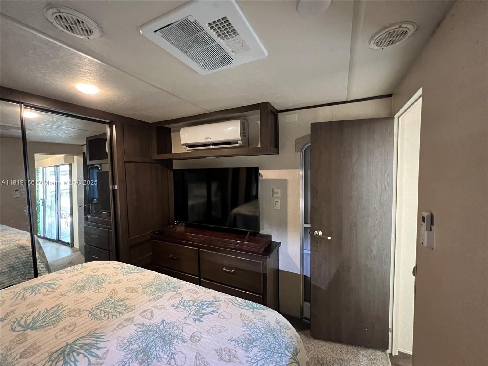 CALUSA CAMPGROUND - Residential