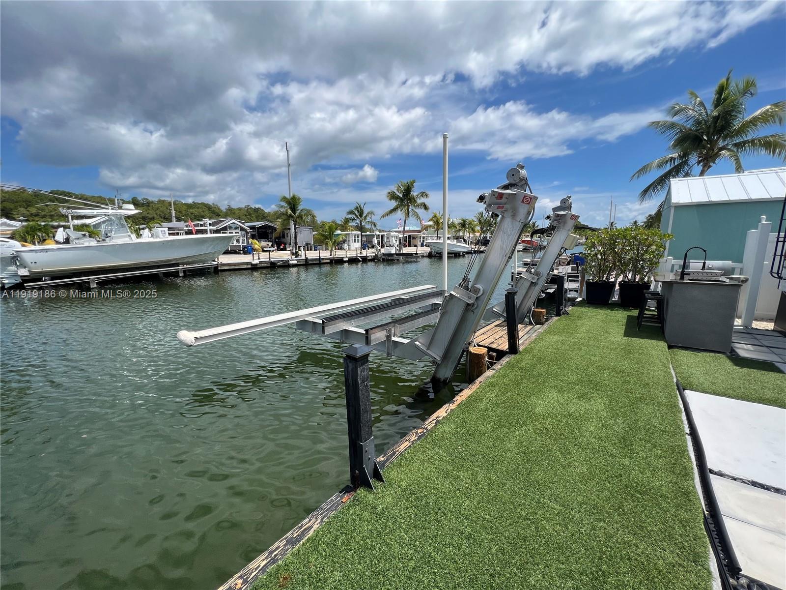 CALUSA CAMPGROUND - Residential