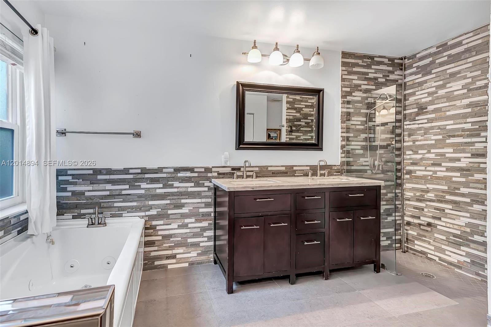 SILVER LAKES AT PEMBROKE - Residential