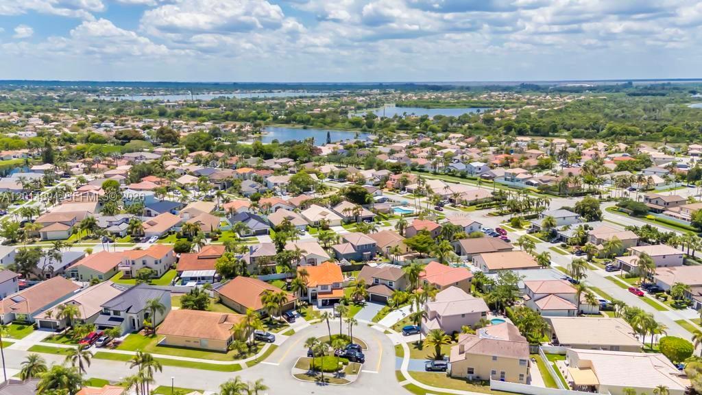 SILVER LAKES AT PEMBROKE - Residential