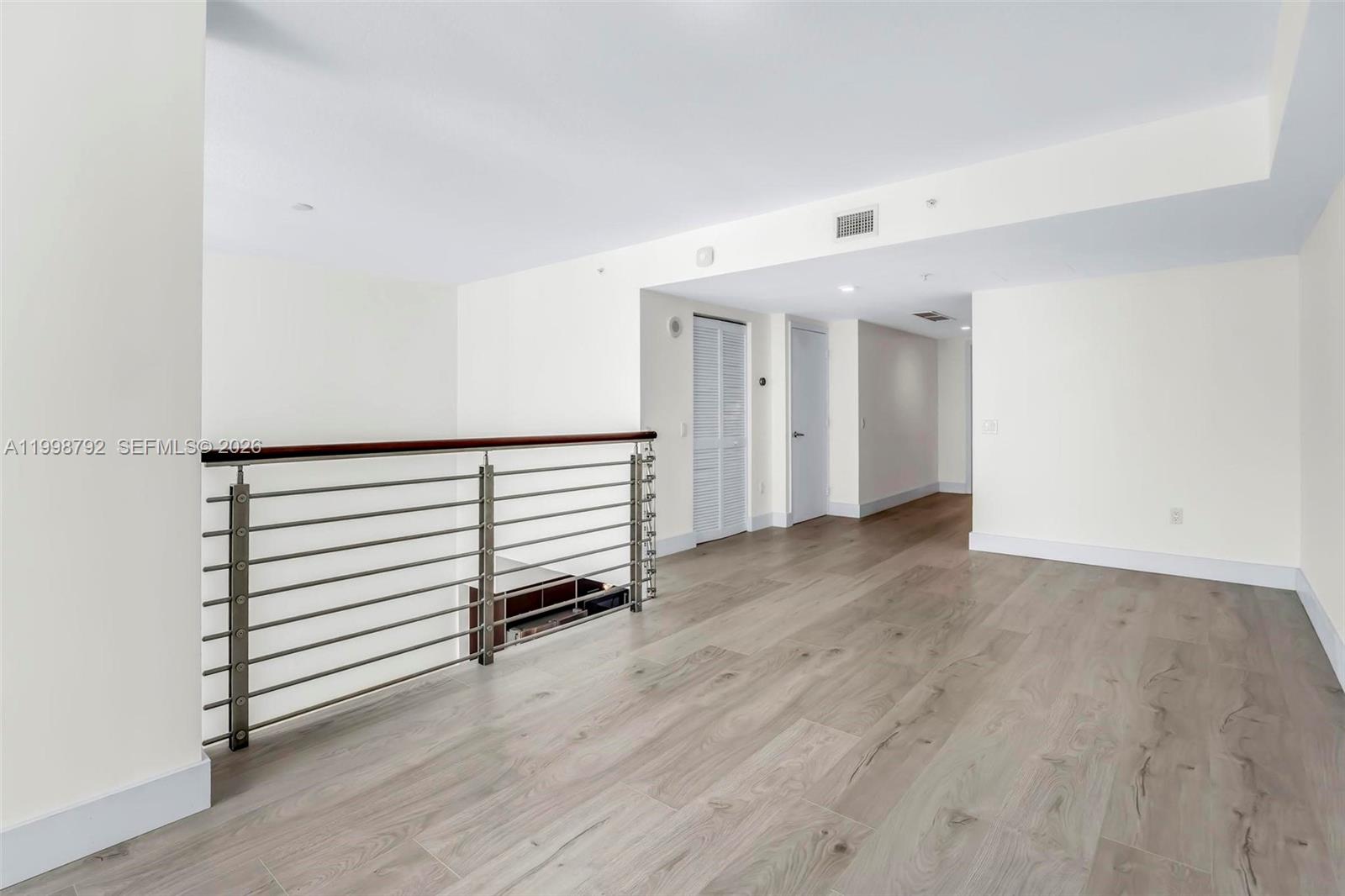 BRICKELL ON THE RIVER S T - Residential