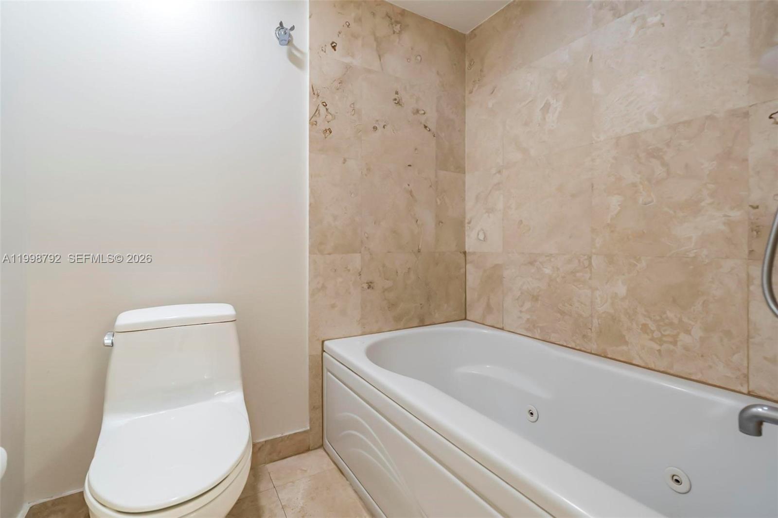 BRICKELL ON THE RIVER S T - Residential