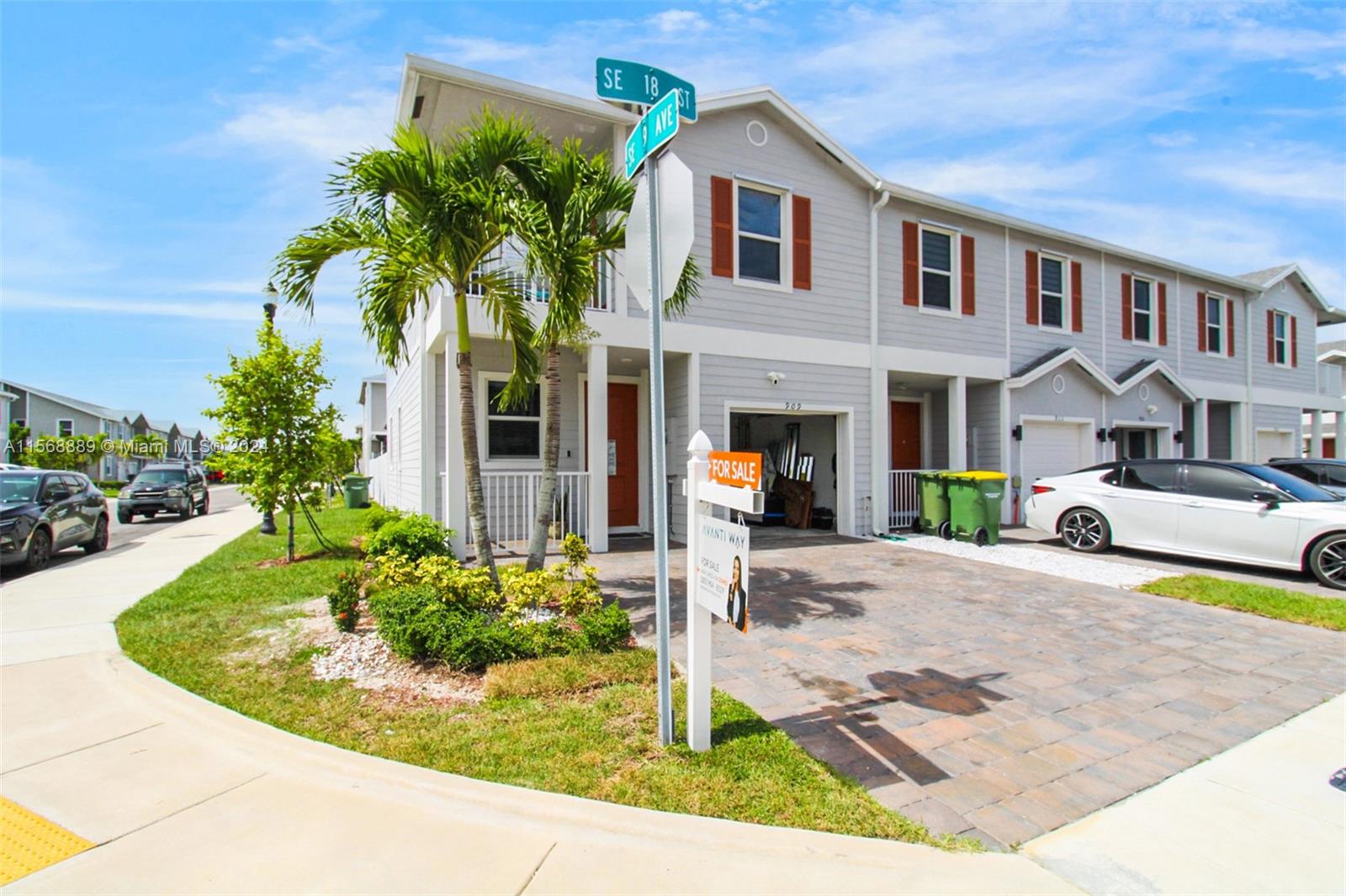 View Homestead, FL 33034 townhome