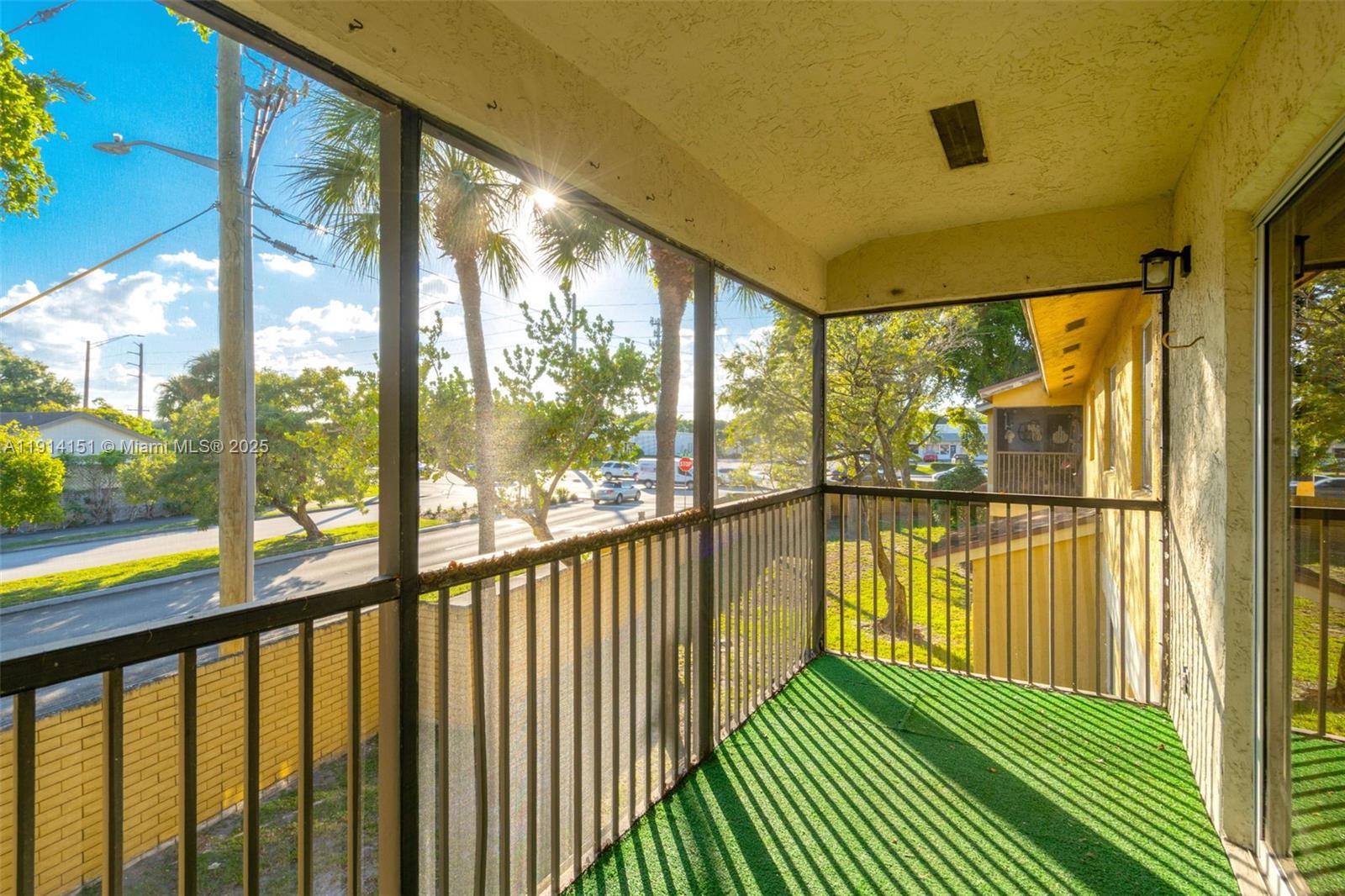 OAKLAND FOREST CLUB CONDO - Residential Lease