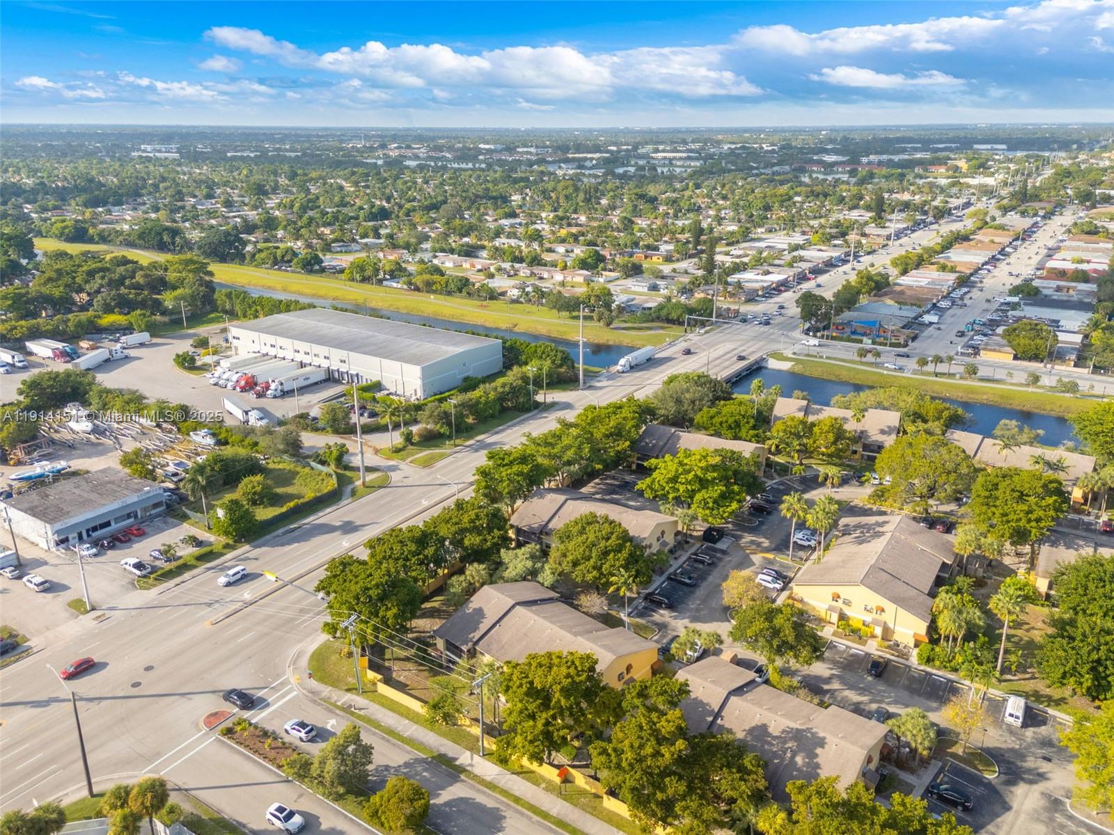 OAKLAND FOREST CLUB CONDO - Residential Lease