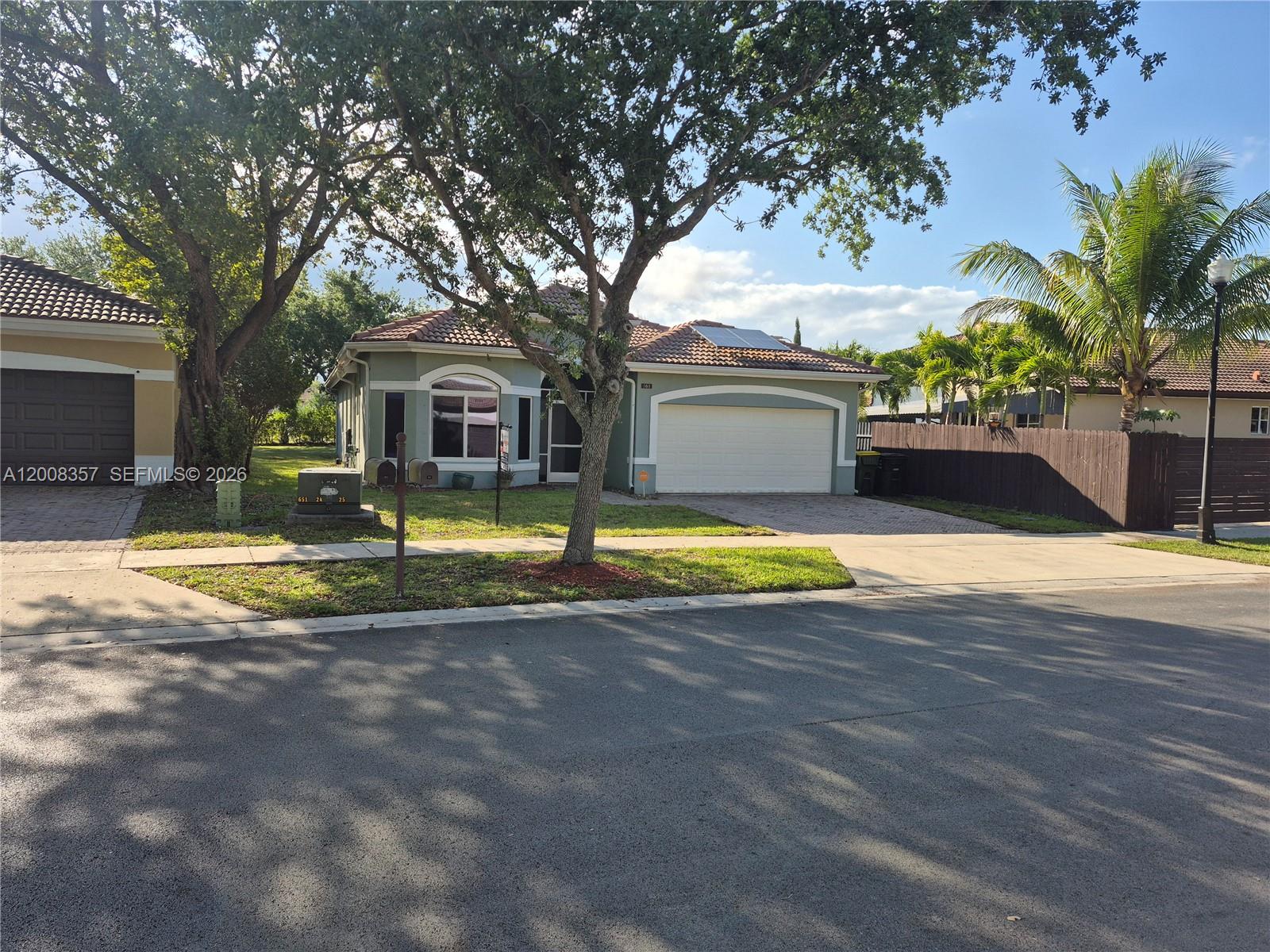 VENTANAS AT HOMESTEAD - Residential