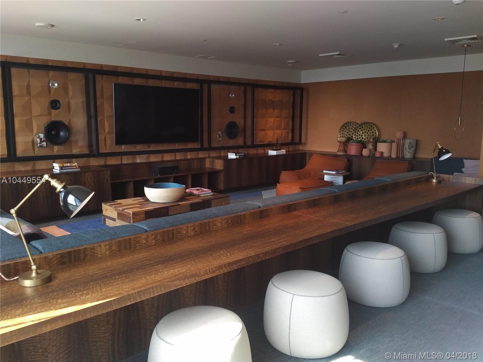 HYDE MIDTOWN - Residential Lease