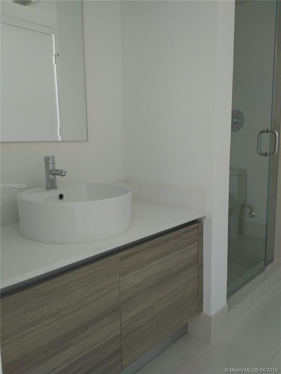 HYDE MIDTOWN - Residential Lease