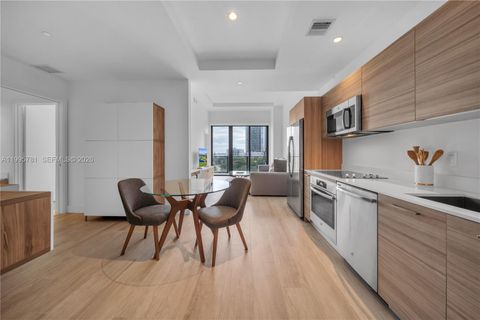 121 NE 34th St L606 Miami FL 33137