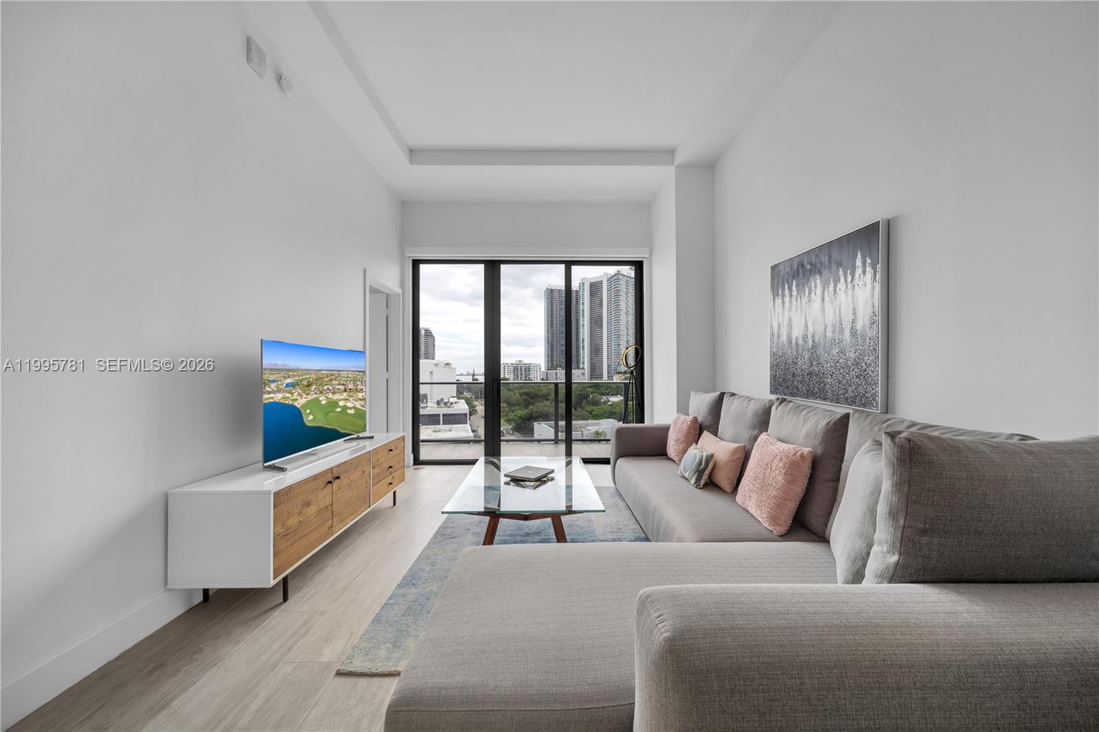 3401 MIDTOWN CONDO - Residential