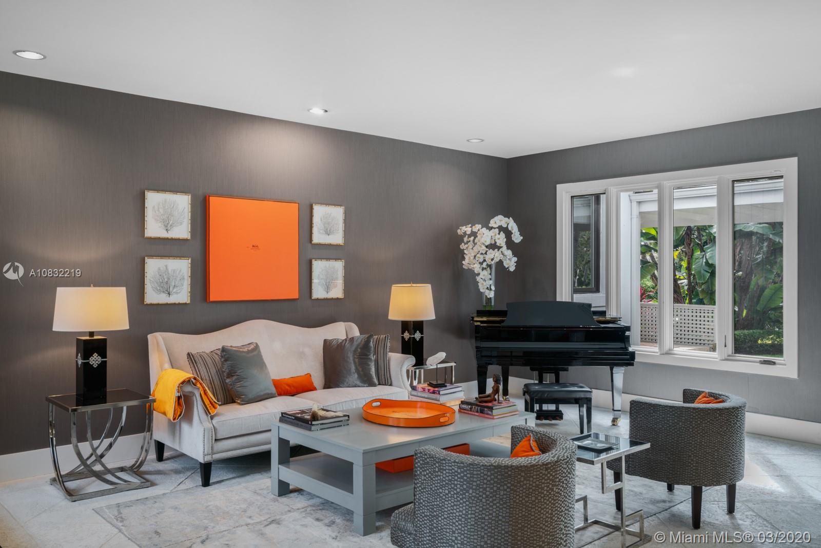 HAMMOCK LAKE PARK - Residential