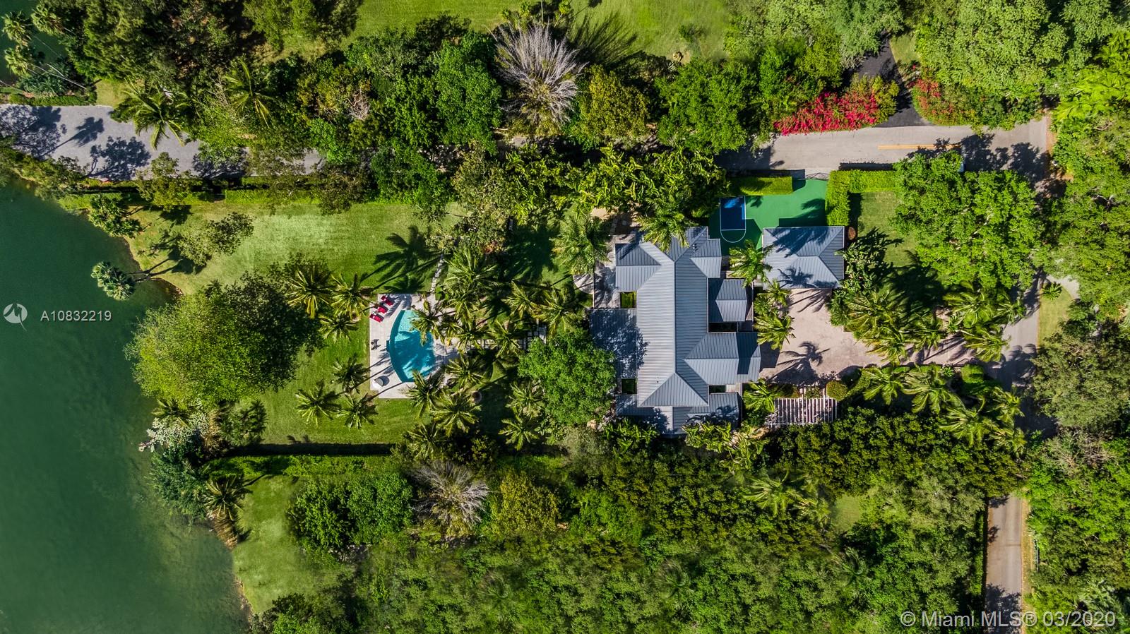 HAMMOCK LAKE PARK - Residential