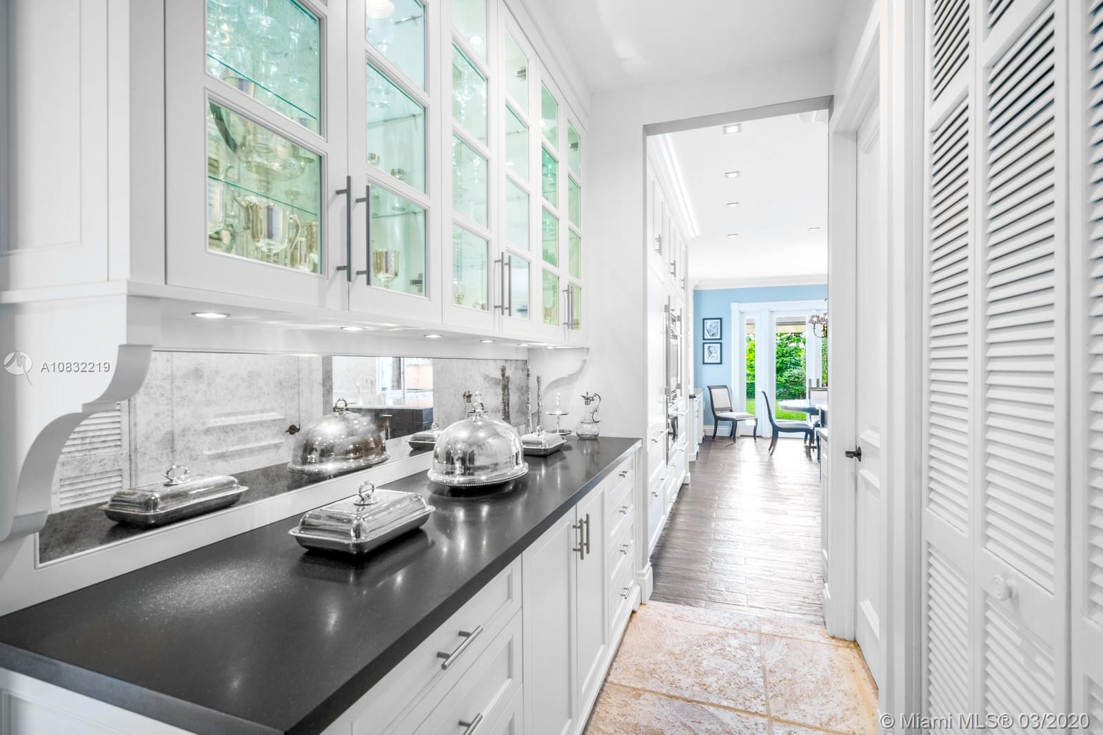 HAMMOCK LAKE PARK - Residential