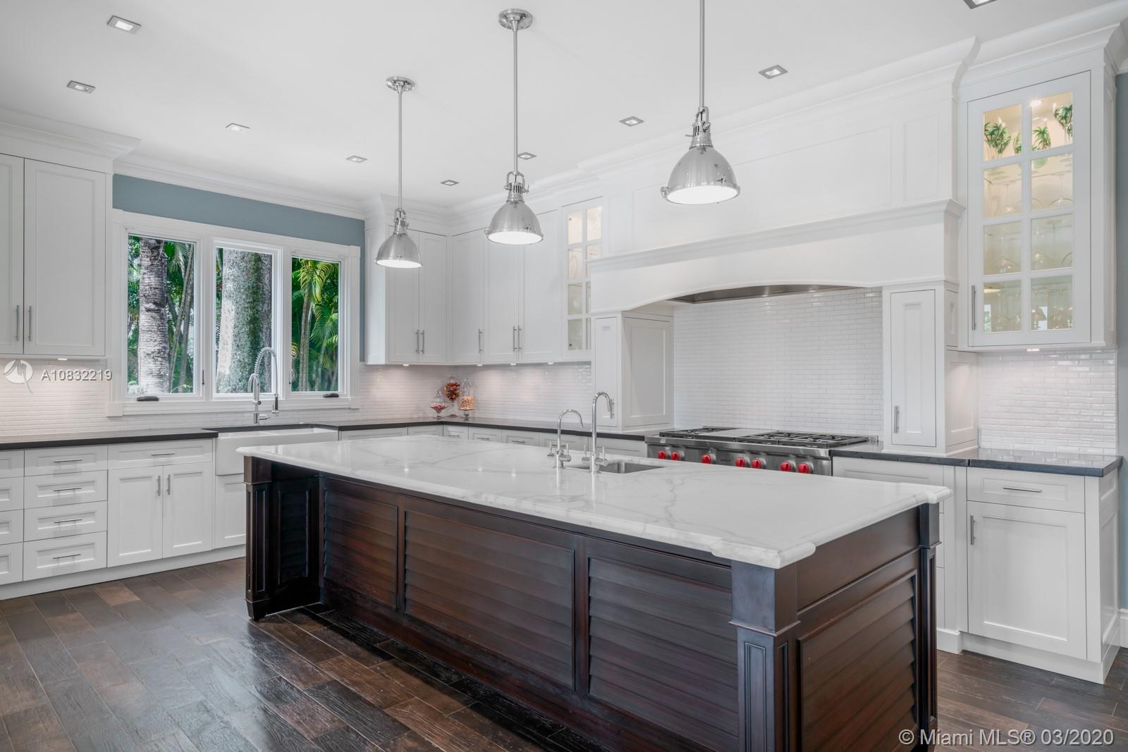 HAMMOCK LAKE PARK - Residential