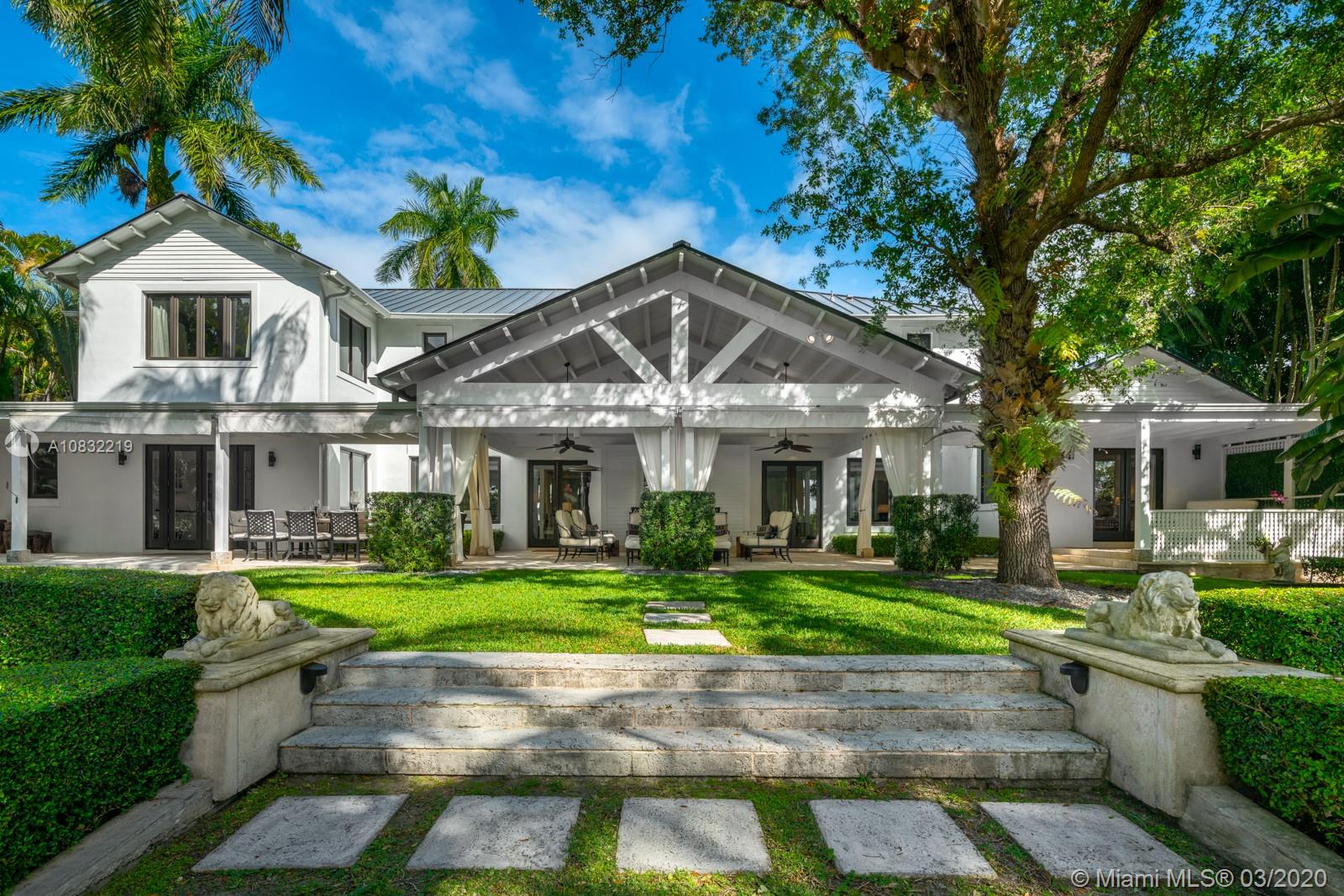 HAMMOCK LAKE PARK - Residential