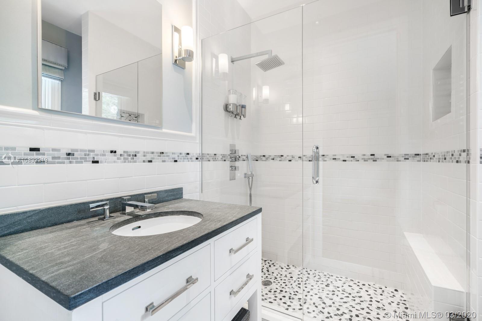 HAMMOCK LAKE PARK - Residential