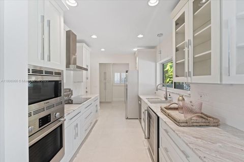 1635 Seabreeze Blvd Fort Lauderdale FL 33316