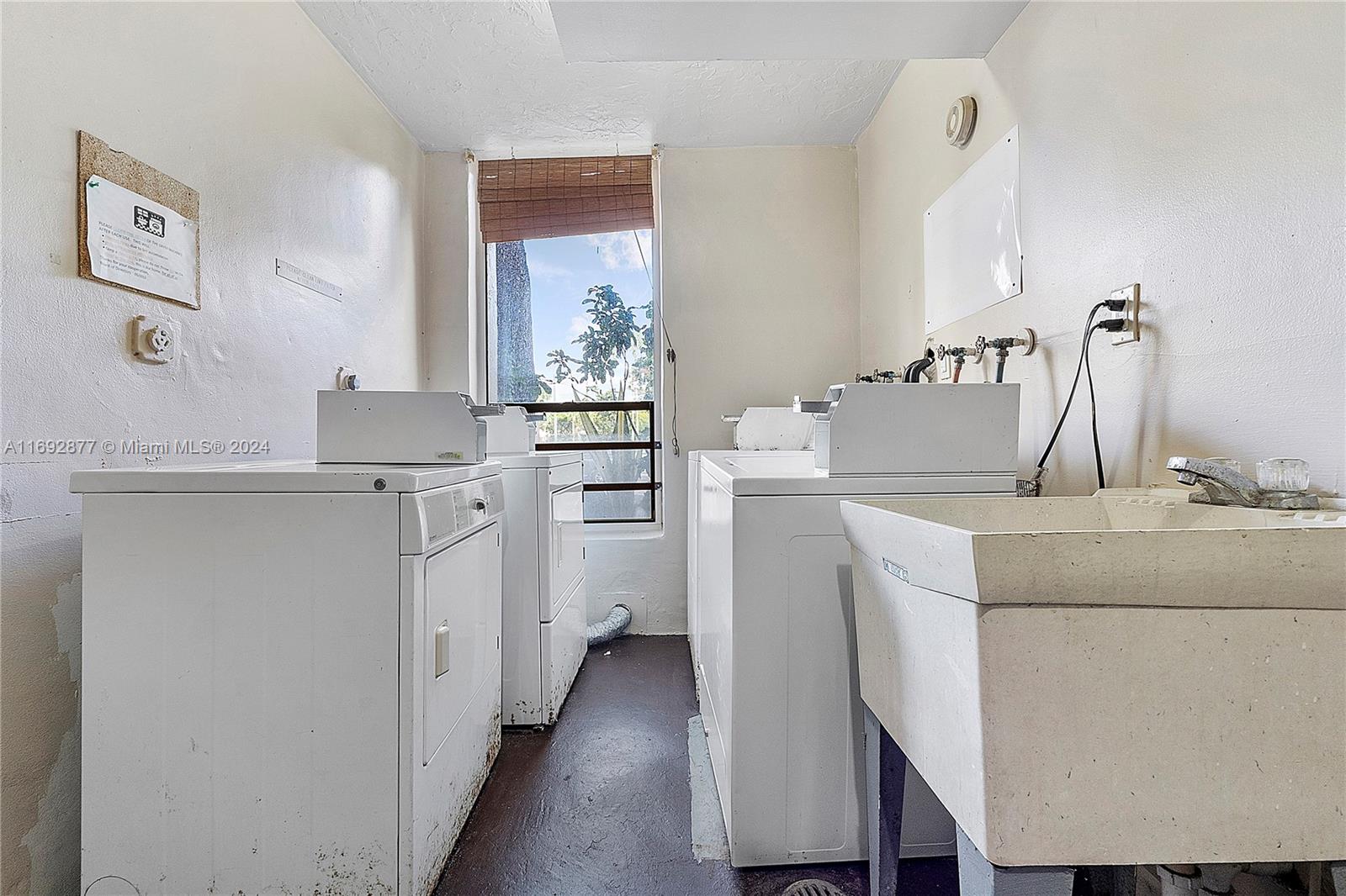 CONCORD VILLAGE CONDOMINI - Residential