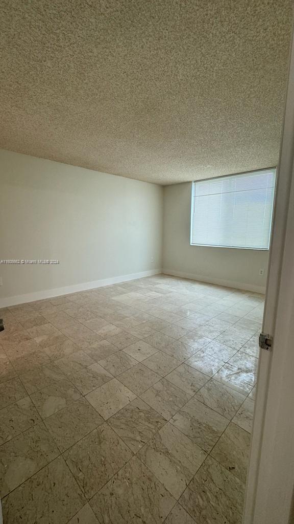 HILLCREST EAST NO 20 COND - Residential