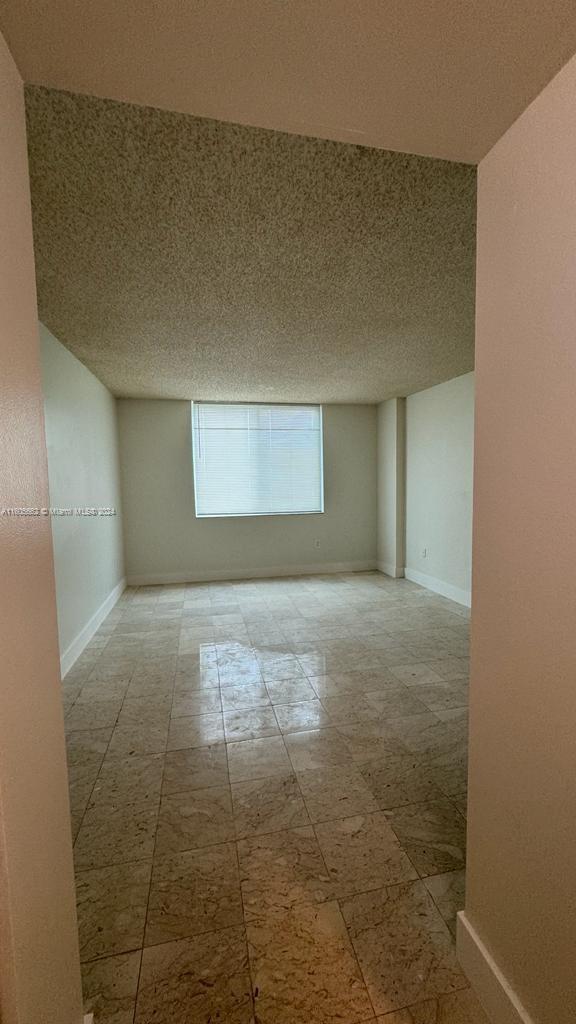 HILLCREST EAST NO 20 COND - Residential