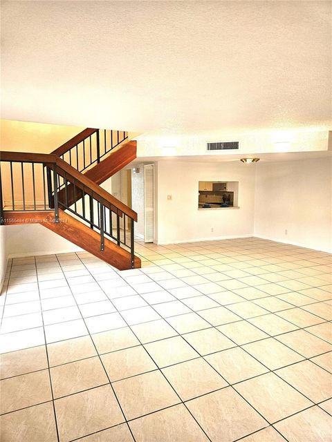 Condominium in Lauderhill FL 6487 Racquet Club Dr Dr 18.jpg